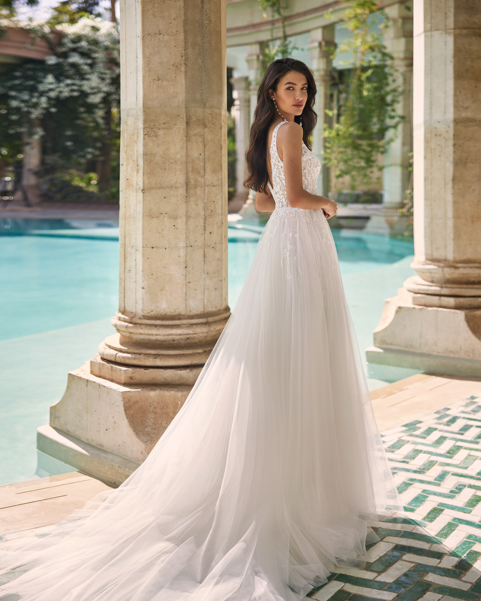 Ariana wedding sale dress